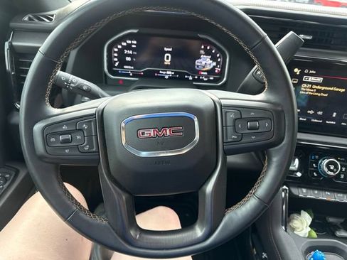Used 2024 GMC Sierra 2500 AT4 w/ AT4 Premium Plus Package AWD/4WD image 43