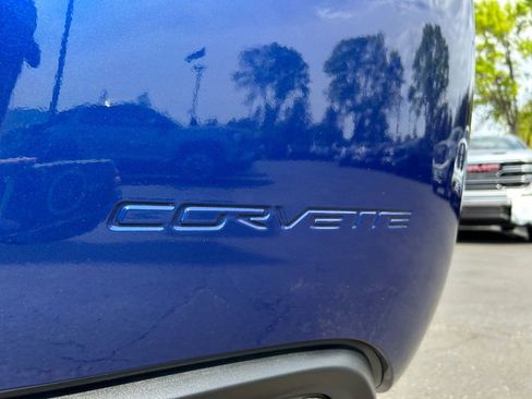 Used 2007 Chevrolet Corvette Coupe w/ Preferred Equipment Group RWD image 29