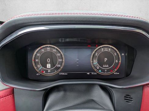 Used 2024 Jaguar F-PACE R-Dynamic S image 11