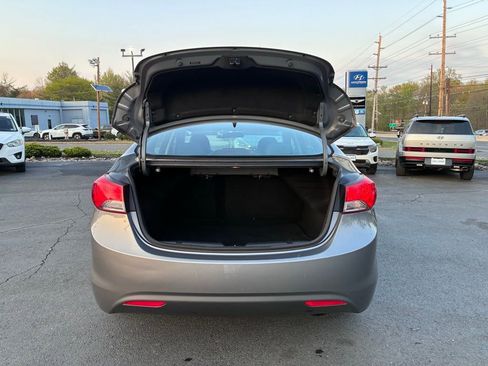 Used 2013 Hyundai Elantra Limited FWD image 11