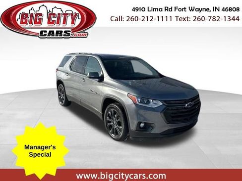 Used 2021 Chevrolet Traverse RS image 1