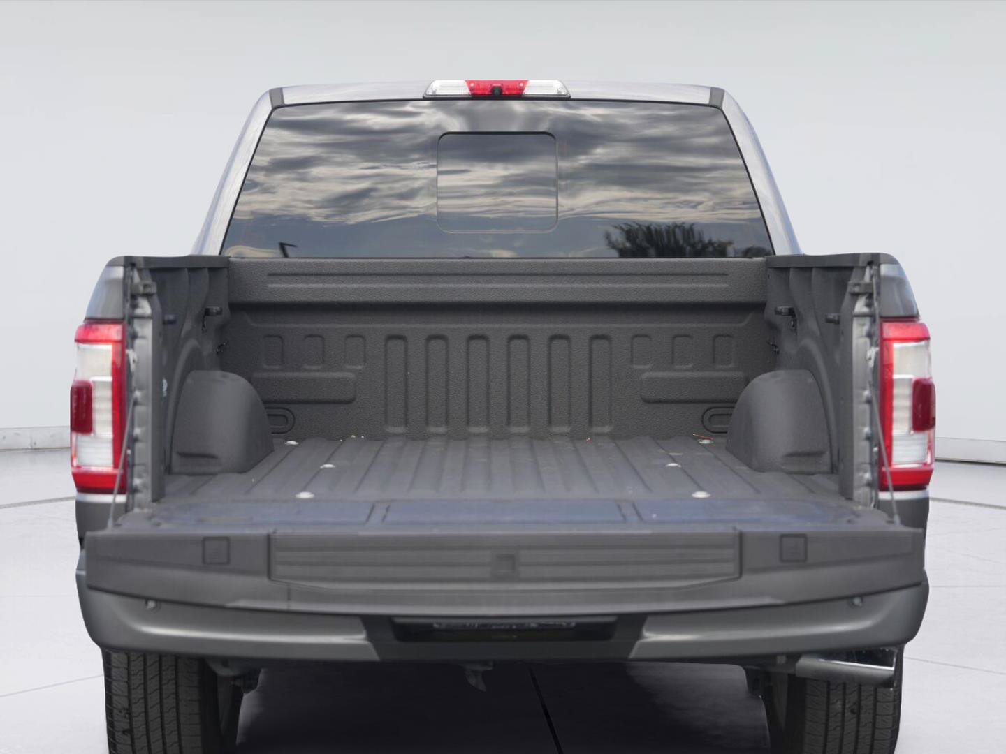 Used 2021 Ford F150 Platinum w/ Equipment Group 701A High AWD/4WD image 32