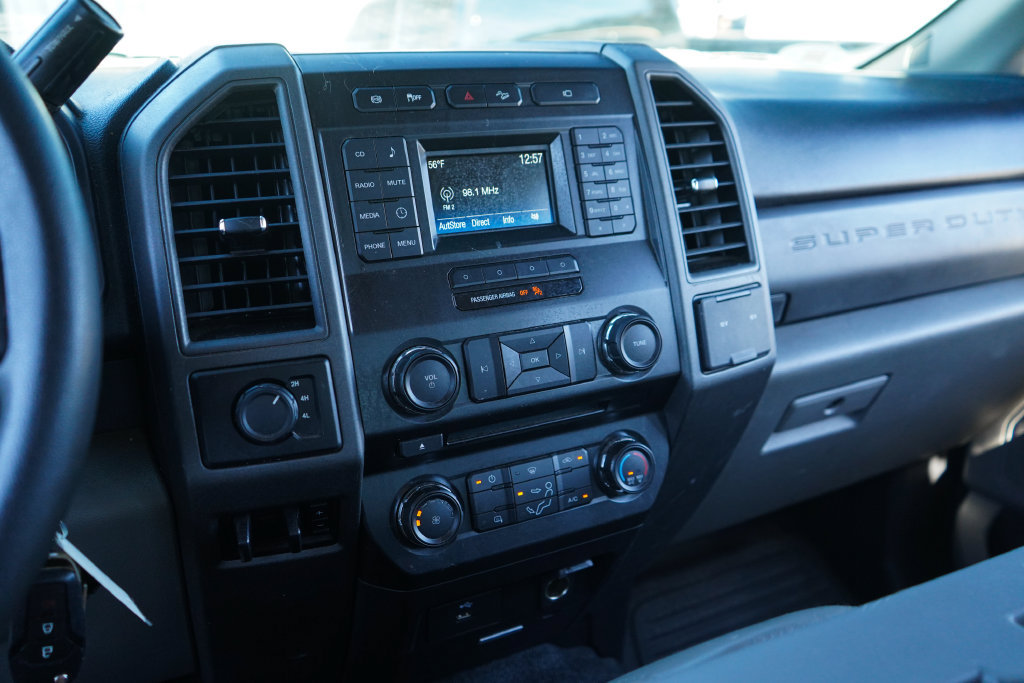 Used 2017 Ford F350 XL w/ Power Equipment Group AWD/4WD image 8