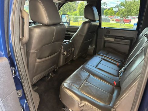 Used 2011 Ford F250 Lariat w/ Lariat Ultimate Pkg AWD/4WD image 19