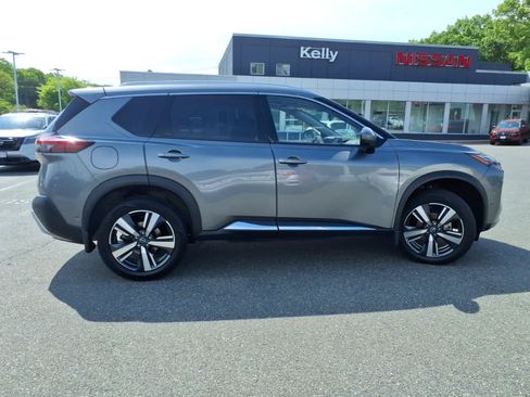 Certified 2023 Nissan Rogue Platinum w/ Platinum Premium Package AWD/4WD image 4