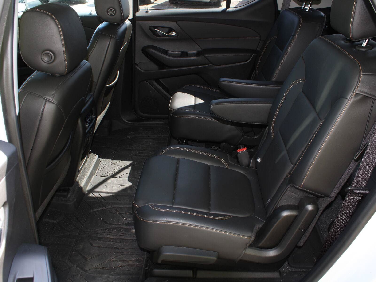 Used 2021 Chevrolet Traverse RS w/ LPO, Floor Liner Package AWD/4WD image 19
