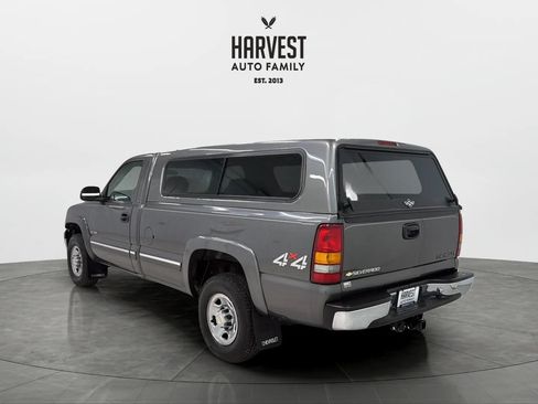 Used 1999 Chevrolet Silverado 2500 LS w/ Firm Ride Suspension Pkg AWD/4WD image 4