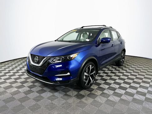 Used 2021 Nissan Rogue Sport SL FWD image 6