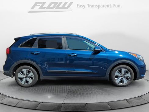 Used 2019 Kia Niro EX FWD image 10