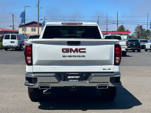 New 2026 GMC Sierra 1500 SLE w/ X31 Off-Road Package AWD/4WD image 6