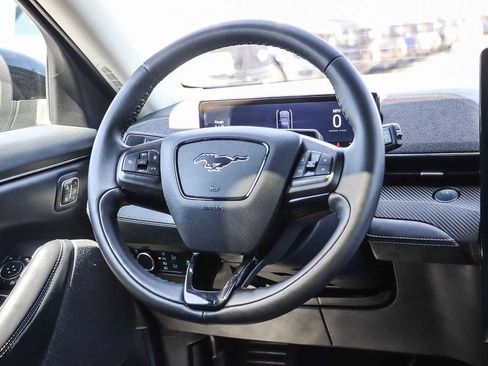 Certified 2022 Ford Mustang Mach-E Premium AWD/4WD image 19