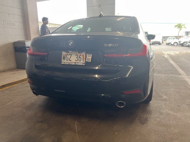 Used 2022 BMW 330i Sedan w/ Driving Assistance Package RWD image 4