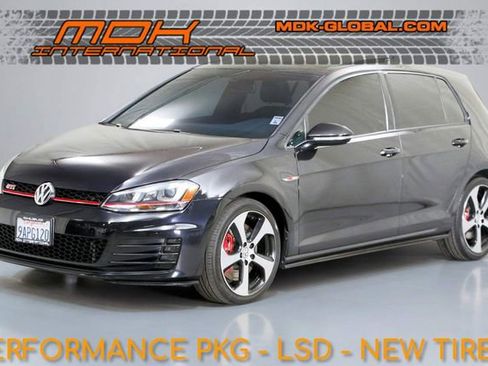 Used 2017 Volkswagen GTI SE FWD image 1
