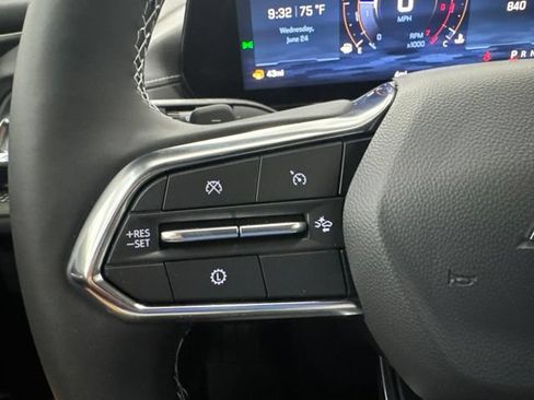 New 2026 Chevrolet Traverse LT w/ Driver Confidence Package FWD image 12