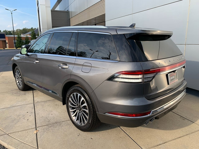 Certified 2023 Lincoln Aviator AWD w/ Premium Package image 3