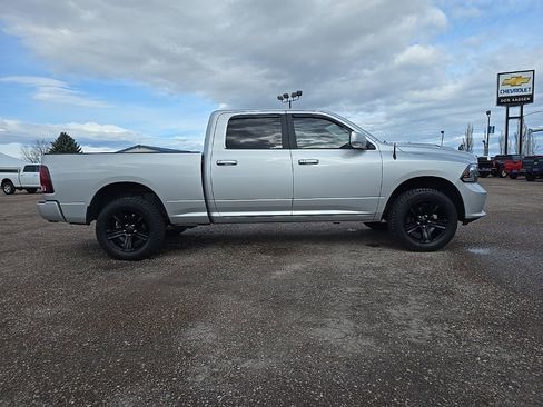 Used 2018 RAM 1500 Sport w/ Sport Premium Group image 8