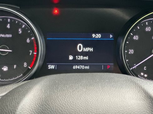 Used 2021 Buick Encore GX Essence w/ Experience Buick Package image 25