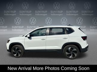 Used 2025 Volkswagen Taos SE AWD/4WD video 2