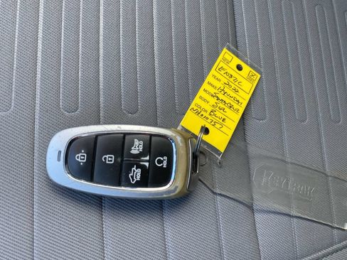Used 2022 Hyundai Santa Cruz SEL AWD/4WD image 23
