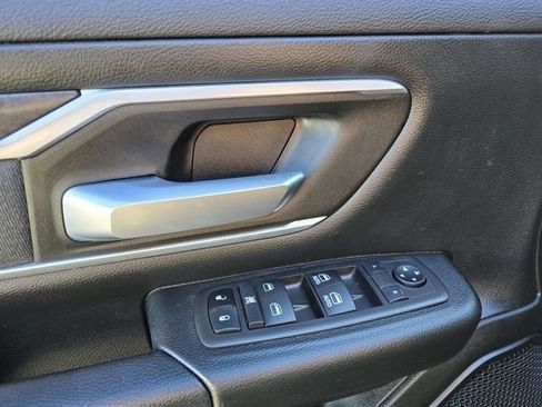 Used 2022 RAM 1500 Big Horn AWD/4WD image 36