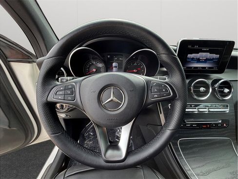 Used 2019 Mercedes-Benz GLC 300 image 24