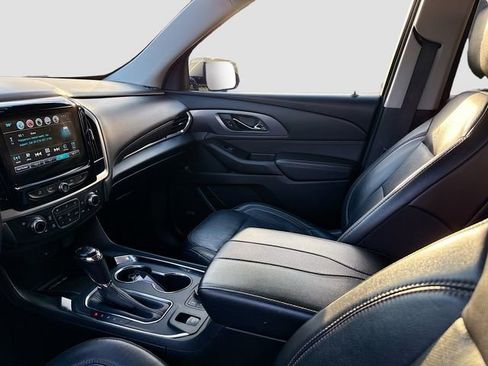 Used 2019 Chevrolet Traverse Premier image 26