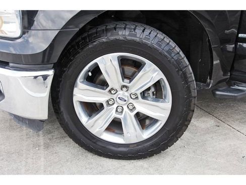 Used 2015 Ford F150 XLT w/ Equipment Group 301A Mid RWD image 29