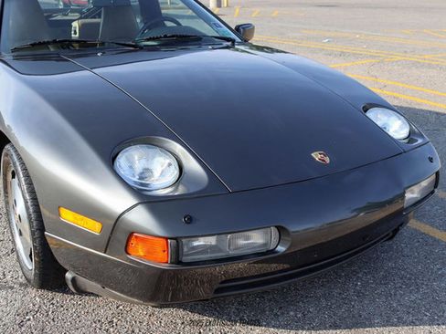 Used 1989 Porsche 928 S4 image 70