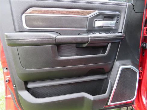 Used 2019 RAM 2500 Laramie AWD/4WD image 13