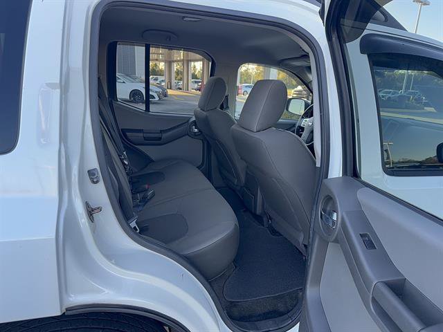 Used 2015 Nissan Xterra S w/ Value Package RWD image 14