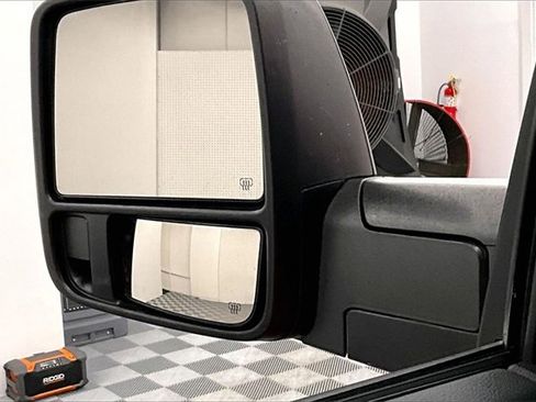 Used 2024 RAM 2500 Big Horn w/ Bed Utility Group image 32