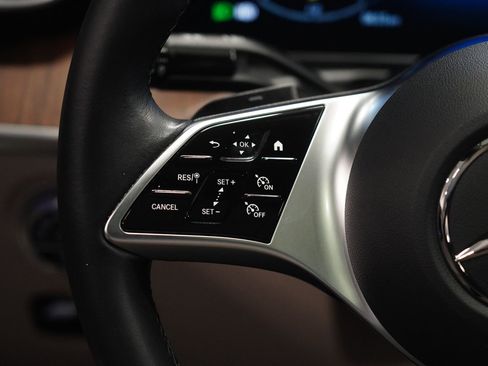 Used 2023 Mercedes-Benz C 300 4MATIC Sedan image 17