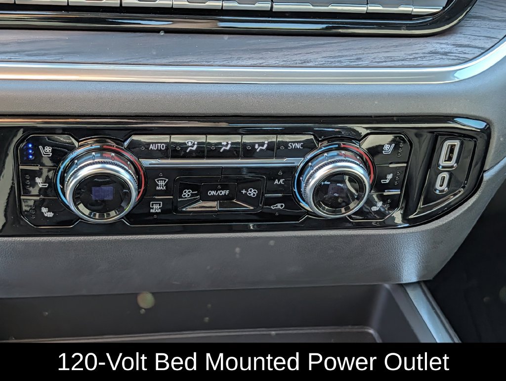 Used 2023 GMC Sierra 1500 SLT AWD/4WD image 17
