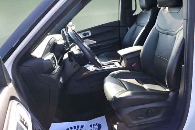 Used 2022 Ford Explorer ST w/ Equipment Group 401A AWD/4WD image 29