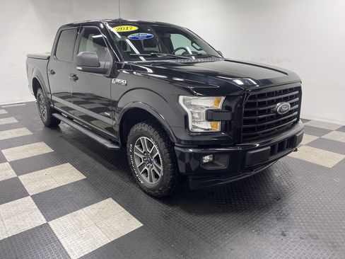Used 2017 Ford F150 XLT w/ Equipment Group 301A Mid image 6