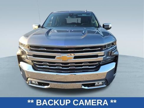 Used 2021 Chevrolet Silverado 1500 LTZ w/ LTZ Premium Package AWD/4WD image 3