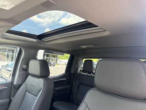 New 2026 GMC Sierra 1500 Denali AWD/4WD image 19