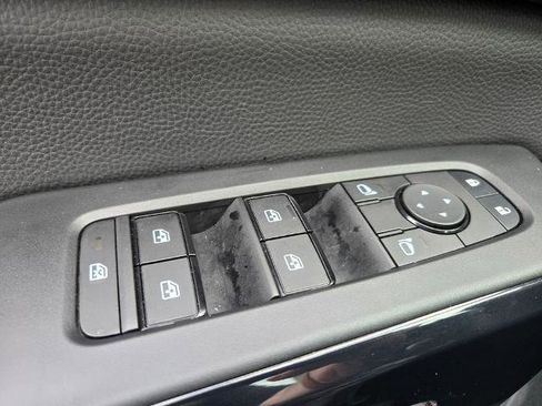 Certified 2025 Nissan Pathfinder S w/ Cargo Package image 30