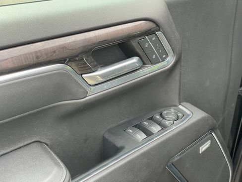 Used 2023 Chevrolet Silverado 1500 LTZ AWD/4WD image 11