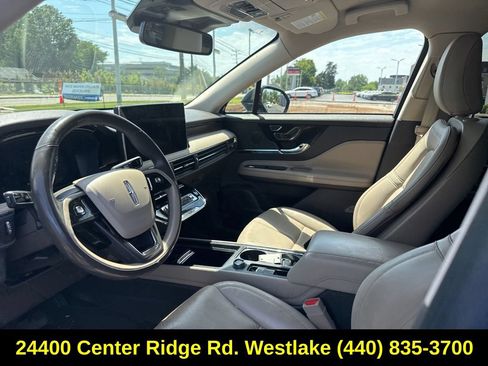 Used 2023 Lincoln Corsair Reserve AWD/4WD image 16