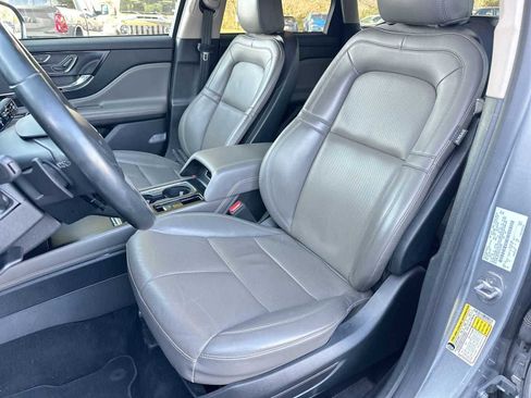 Used 2023 Lincoln Corsair Reserve image 17