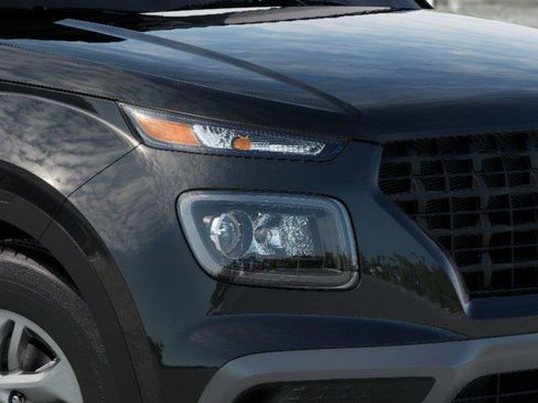 New 2026 Hyundai Venue SE image 9