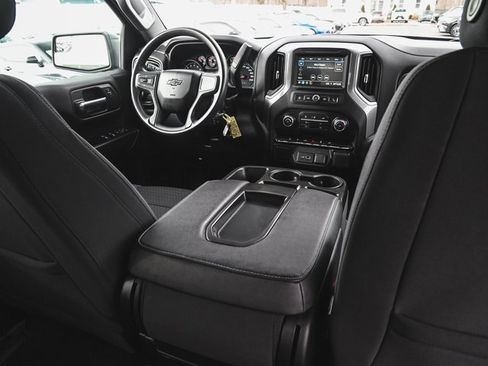 Used 2022 Chevrolet Silverado 1500 Custom Trail Boss image 27