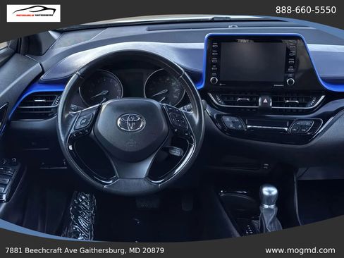 Used 2022 Toyota C-HR XLE FWD image 29
