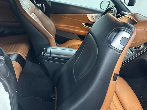 Used 2018 Mercedes-Benz C 300 4MATIC Cabriolet image 27