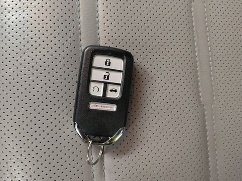 Used 2018 Honda CR-V EX-L image 32