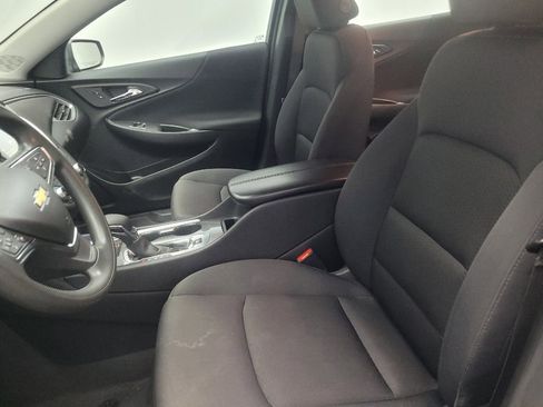 Used 2025 Chevrolet Malibu LT FWD image 17