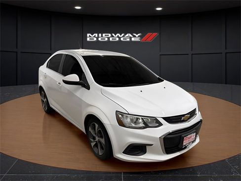 Used 2020 Chevrolet Sonic Premier image 1