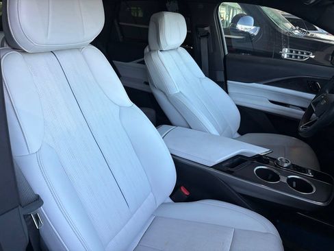 Certified 2024 Cadillac Lyriq Sport AWD/4WD image 10