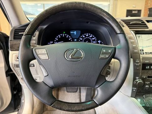 Used 2007 Lexus LS 460 RWD image 16